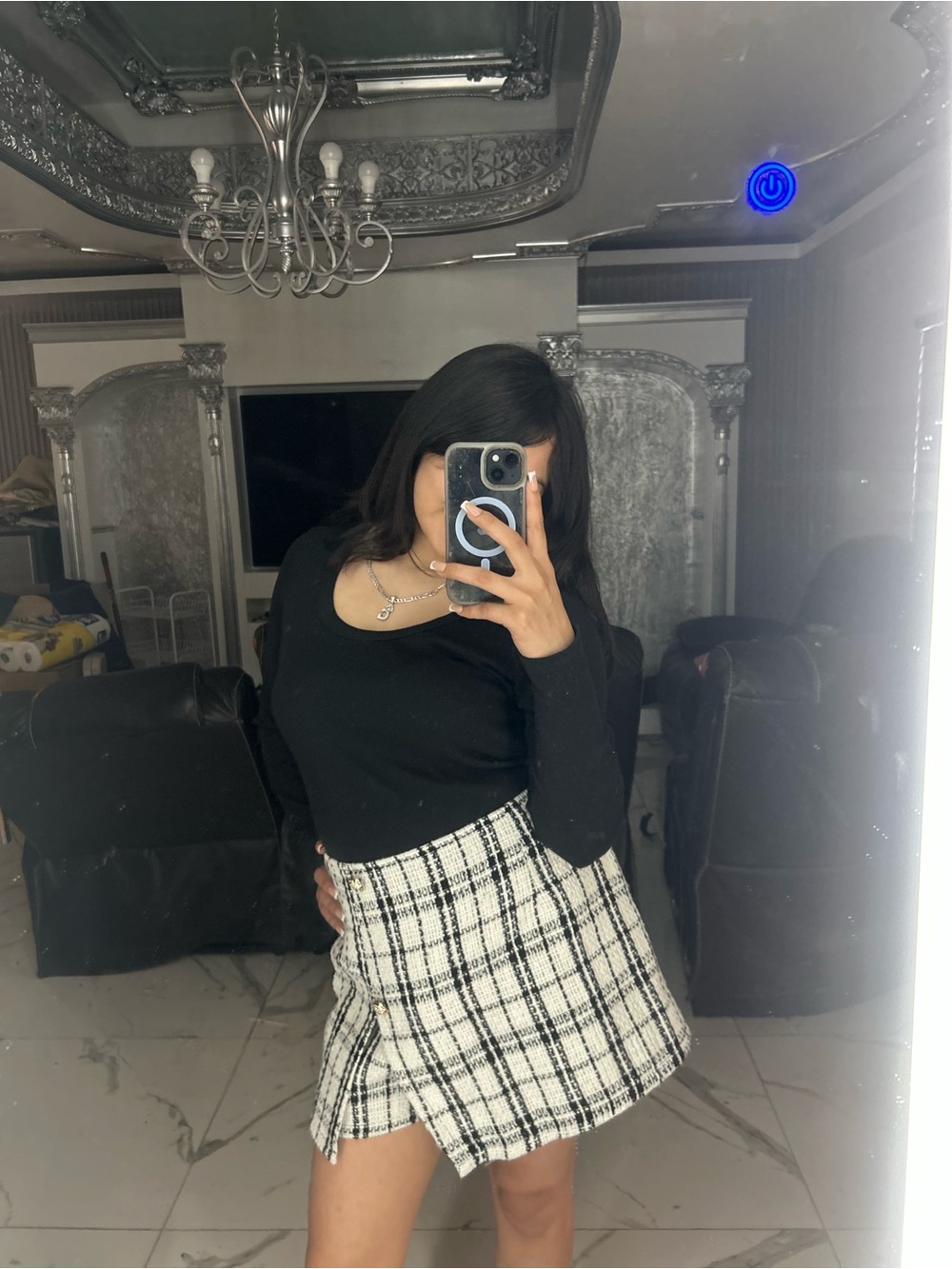 White and black mini plaid skirt
